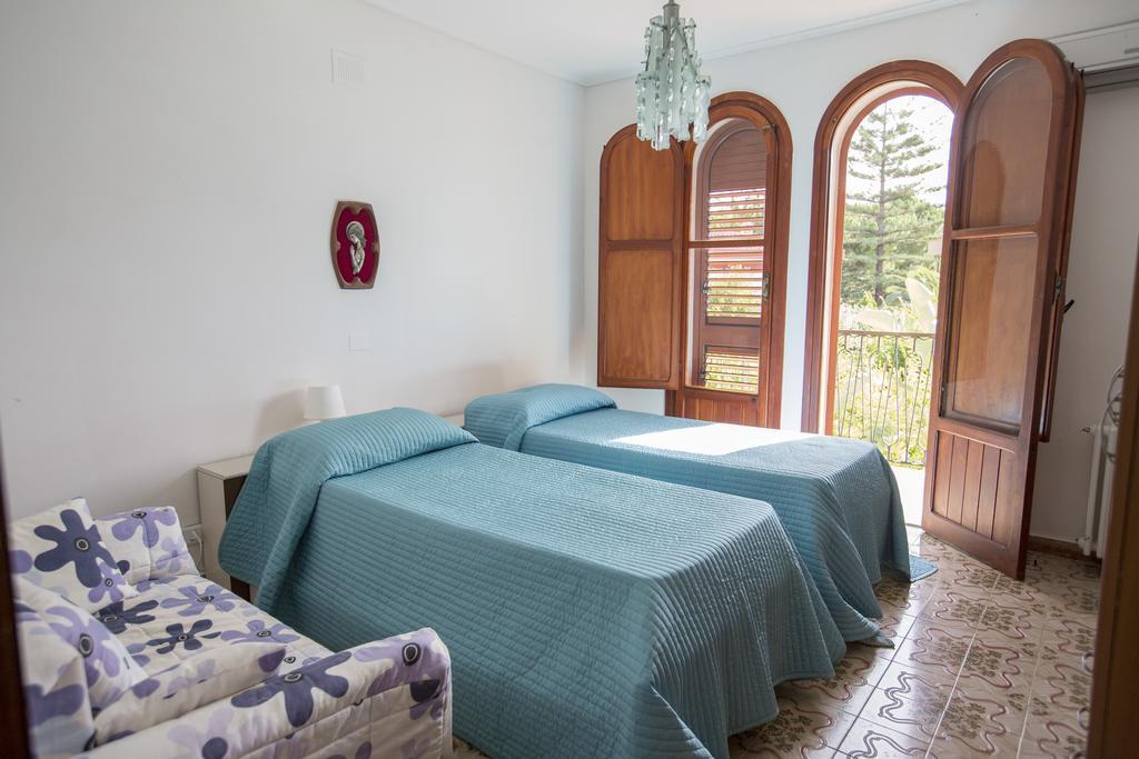 Villa Silvia Casteldaccia Kültér fotó