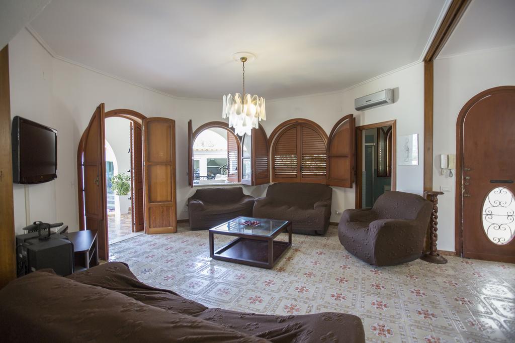 Villa Silvia Casteldaccia Kültér fotó
